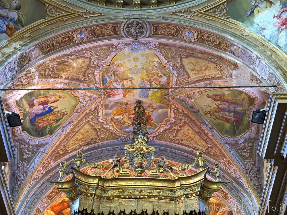 Carpignano Sesia (Novara, Italy) - Vault of the presbytery of the Church of Santa Maria Assunta